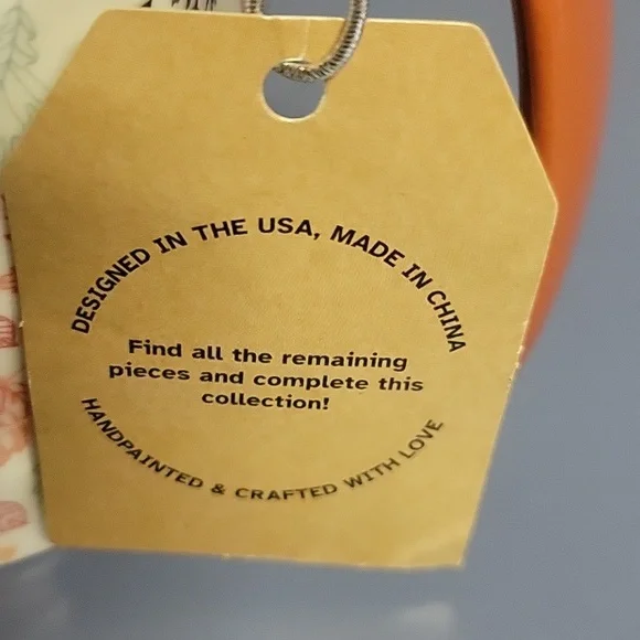 NWT Hello Autum coffee mug. Color white and pink and orange. - Picture 4 of 5